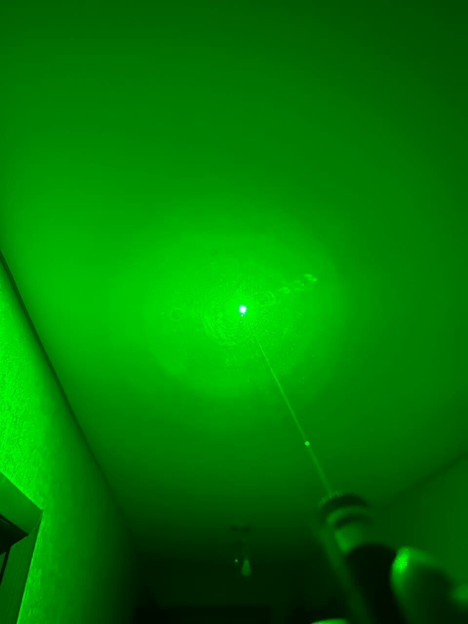 Лазерная указка 303 зеленый луч