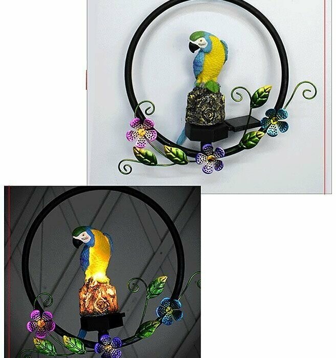 Фонарь садовый на солнечной батарее/Уличный светильник Попугай жёлто-голубой подвесной