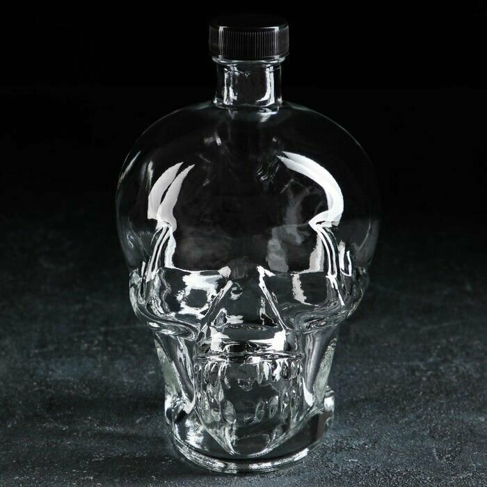 Бутылка стеклянная "Череп", 740 мл, цвет прозрачный