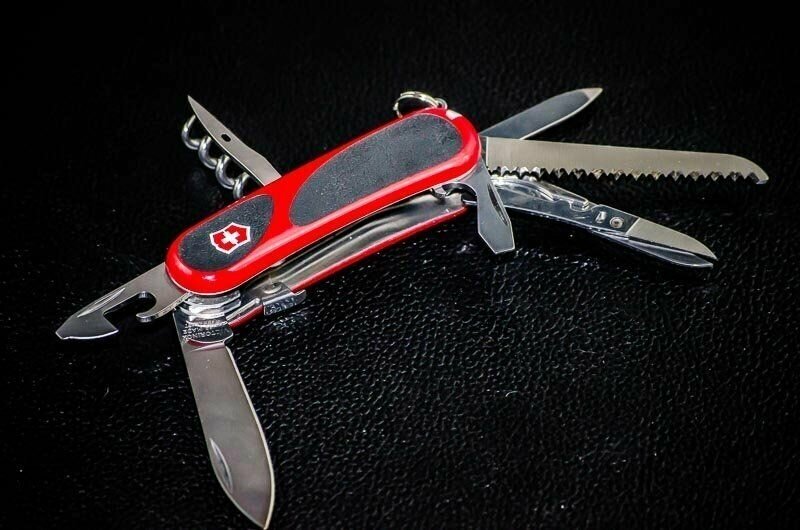 Нож перочинный Victorinox EvoGrip S17 (2.3913.SC) 85мм 15функций красный/черный карт.коробка - фото №12