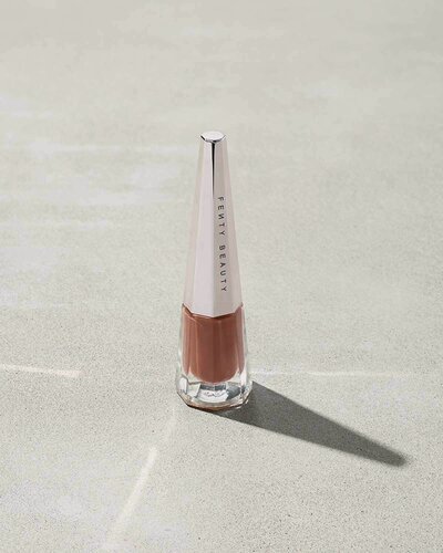 Изображение товара Fenty Beauty Stunna Lip Paint Стойкая жидкая помада для губ 4 мл, Unveil