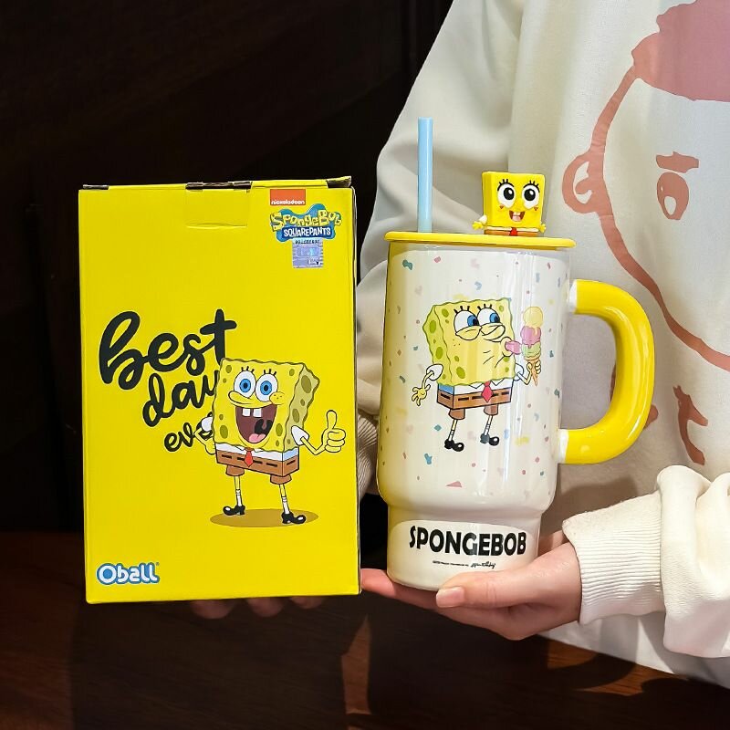 Подарочный набор керамическая кружка с крышкой, ложкой и трубочкой Губка Боб 850мл