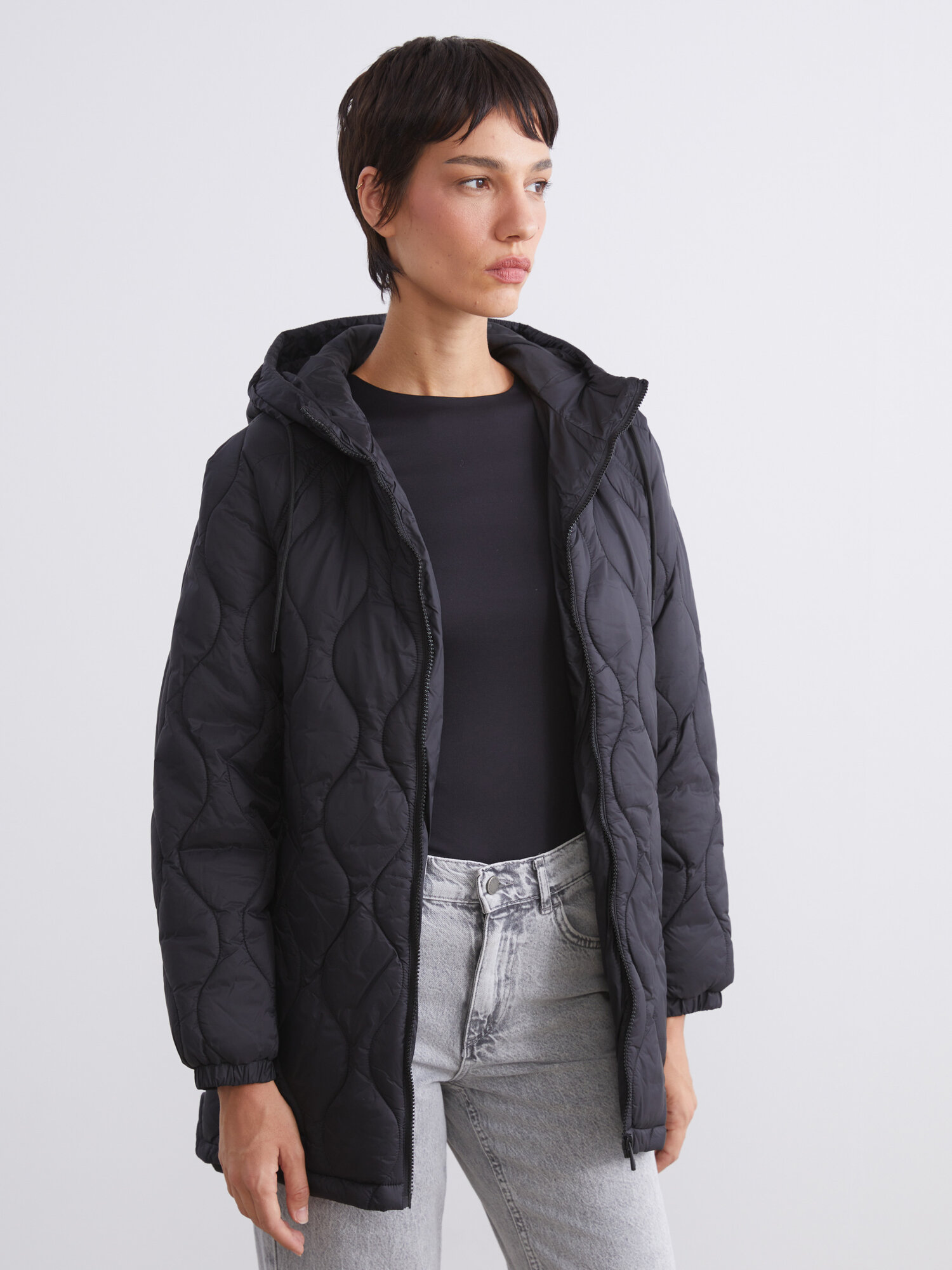 Пуховик LC Waikiki размер XS-S черный