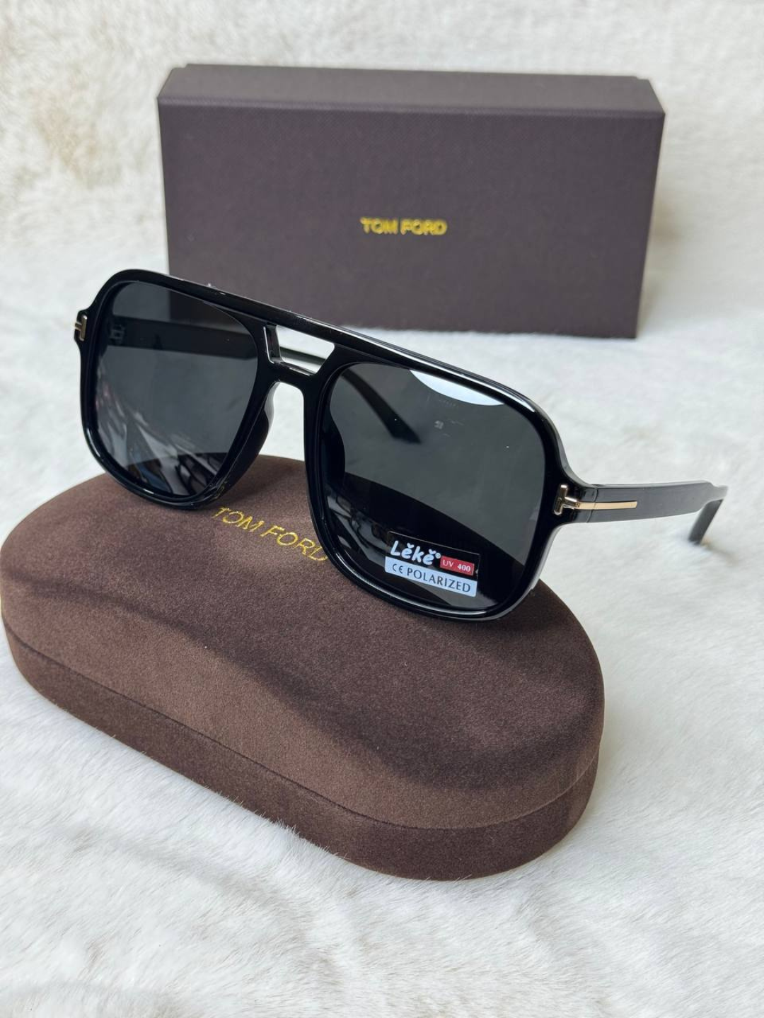 Солнцезащитные очки