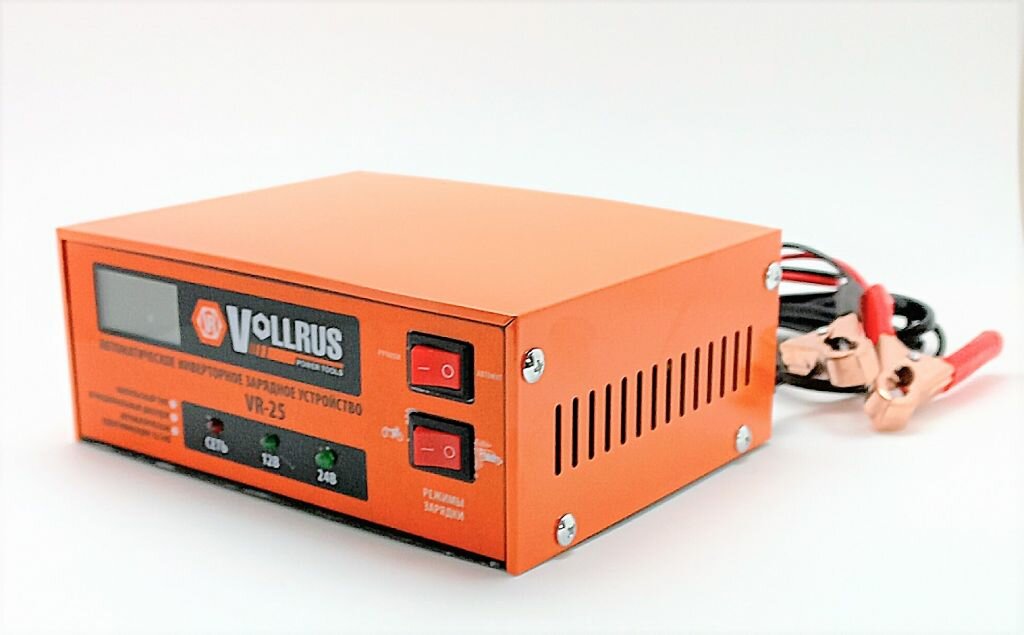 Зарядное устройство VOLLRUS VR-25 (12/24В 7А) импульсное инверторное