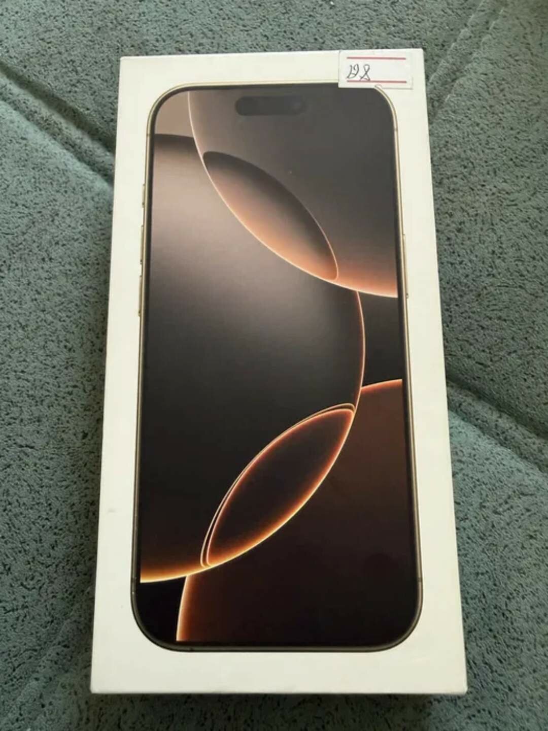 Смартфон Apple iPhone 16 Pro Max, Super Retina XDR, A18 Pro, 256 ГБ dualesim — фото 1