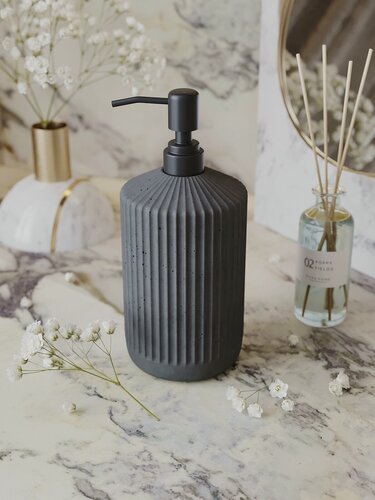 Изображение товара Дозатор для жидкого мыла MUSKO HOME Chloe, 0,4 л, из бетона, графитовый матовый