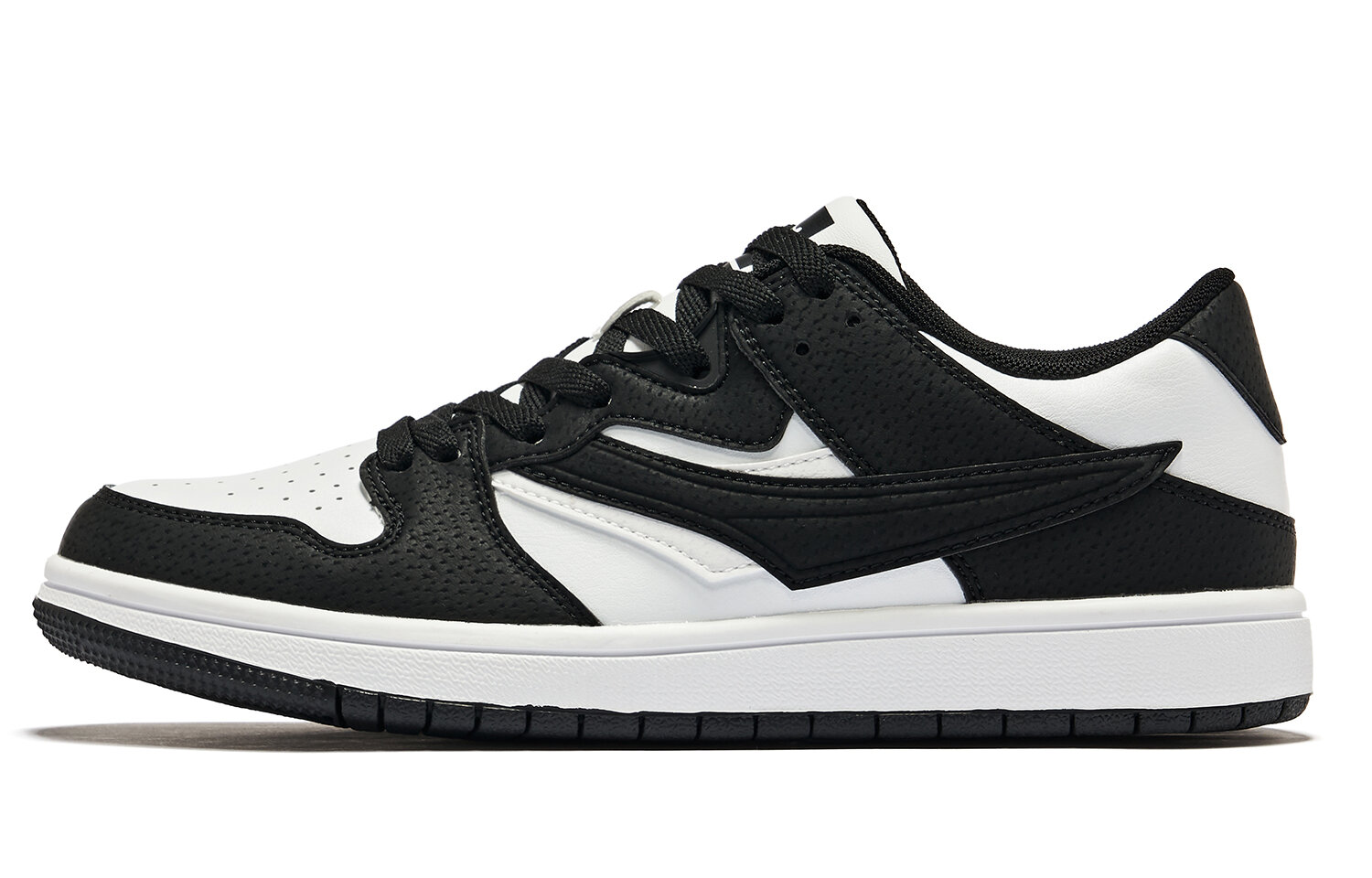 Кроссовки Qiaodan, размер EU 38,5 стопа (24.5CM)