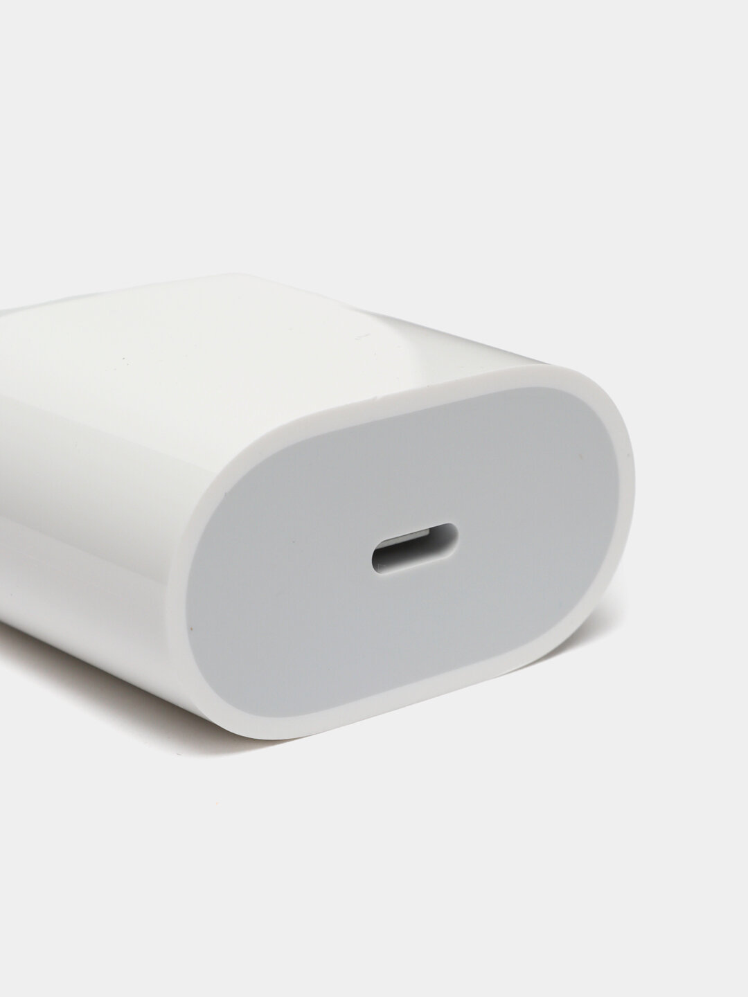 Apple USB-C 20W Power Adapter оригинал, блок питания для зарядки iPhone iPad iPod touch — фото 1