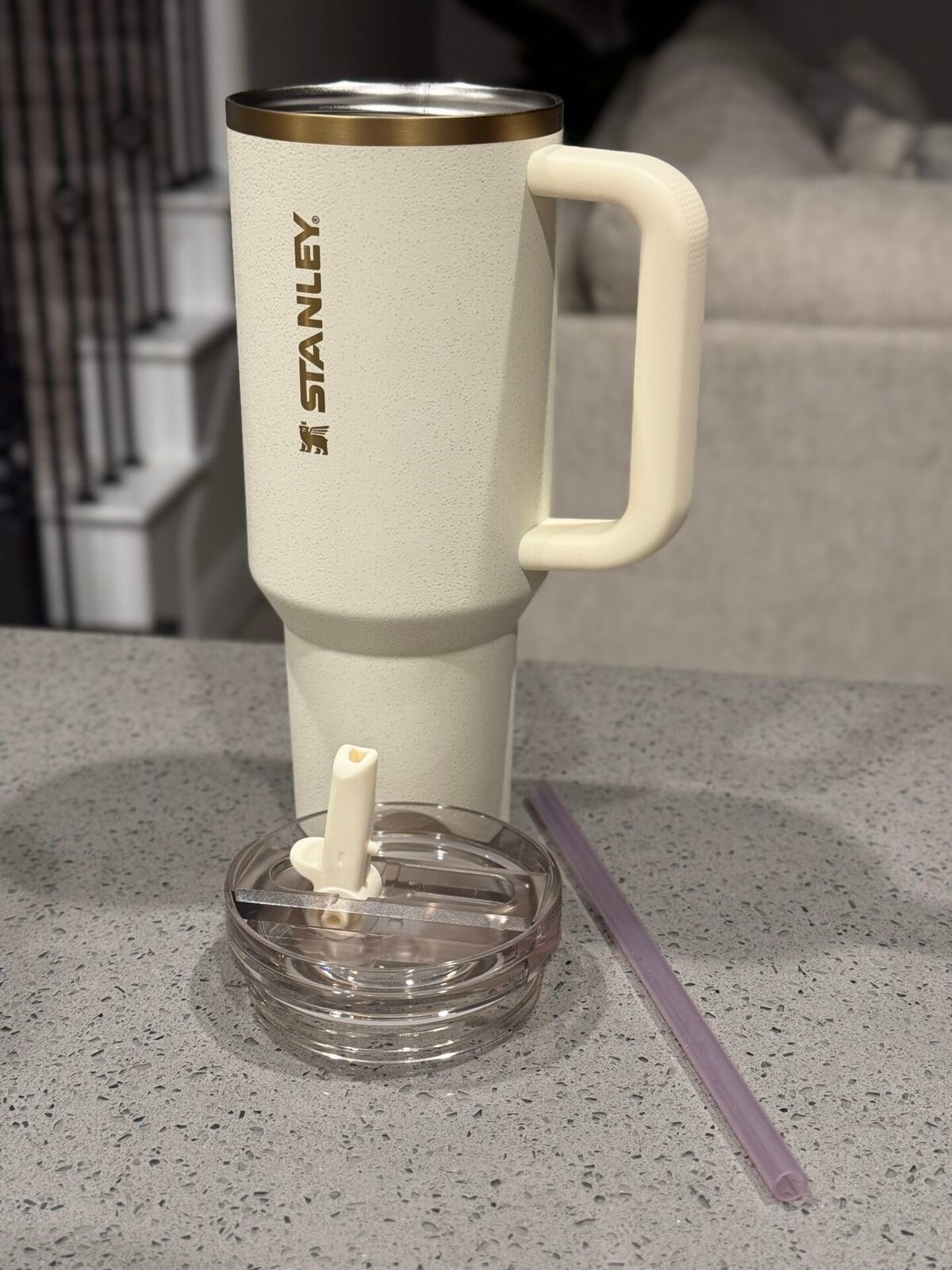 Термокружка Stanley 1 18 л  нержавеющая сталь  мытье в посудомоечной машине