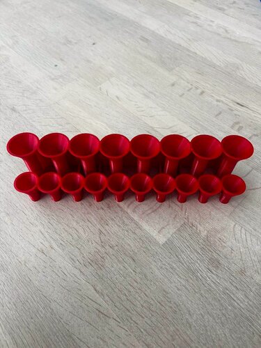 Изображение товара Настенный держатель для отверток, 18 отверстий, крепление на саморезы, красный