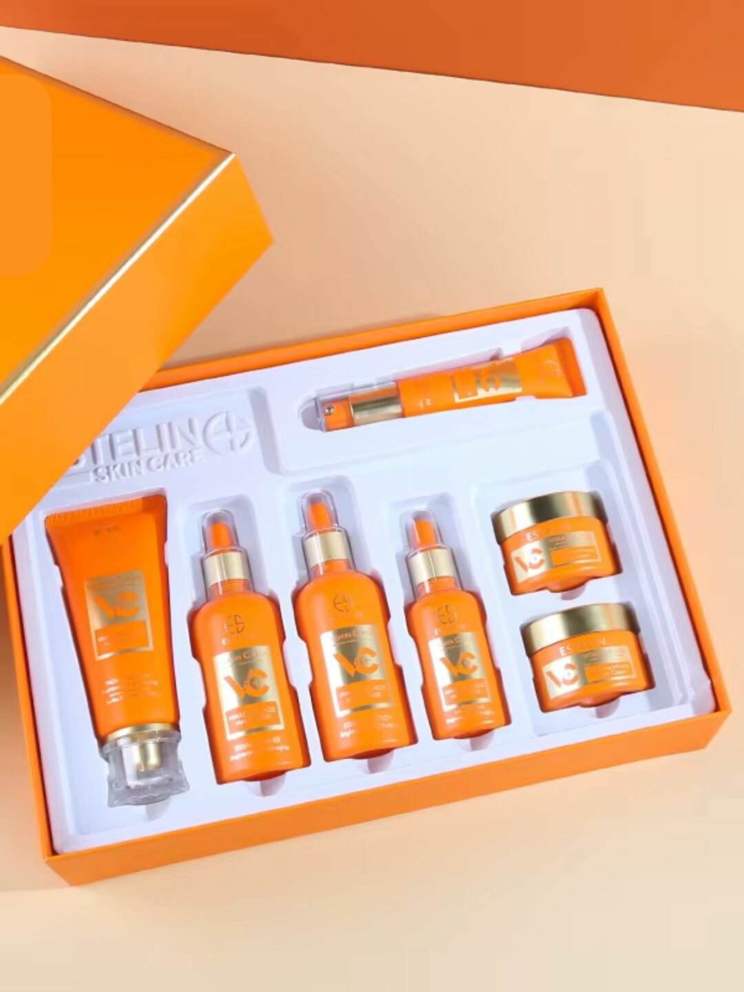 Набор Vitamin C Plus Brightening & Anti-Aging Skin Care Set 7pcs/set — фото 1