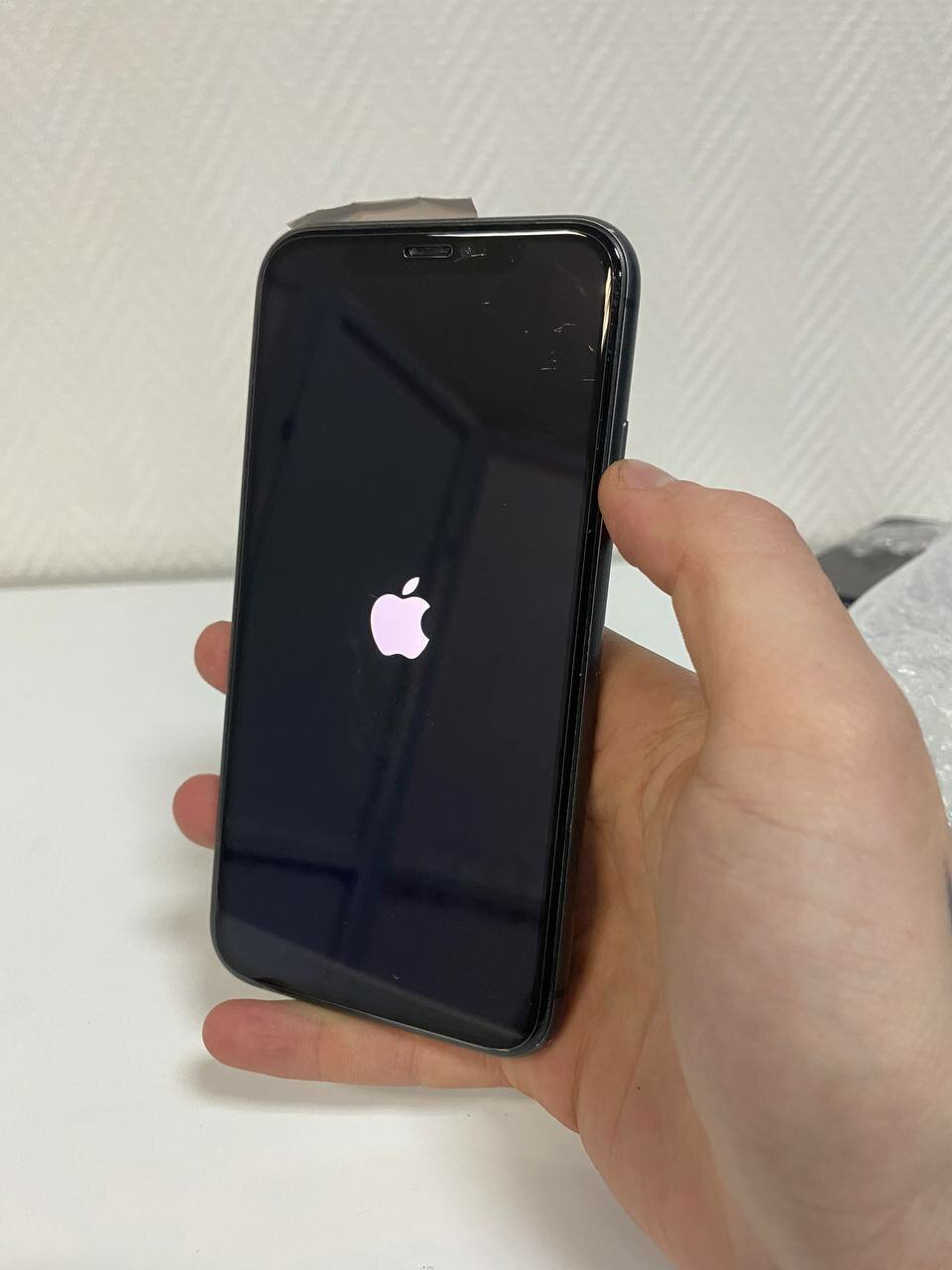 Смартфон Apple iPhone 11 128 ГБ, Dual: nano SIM + eSIM, черный