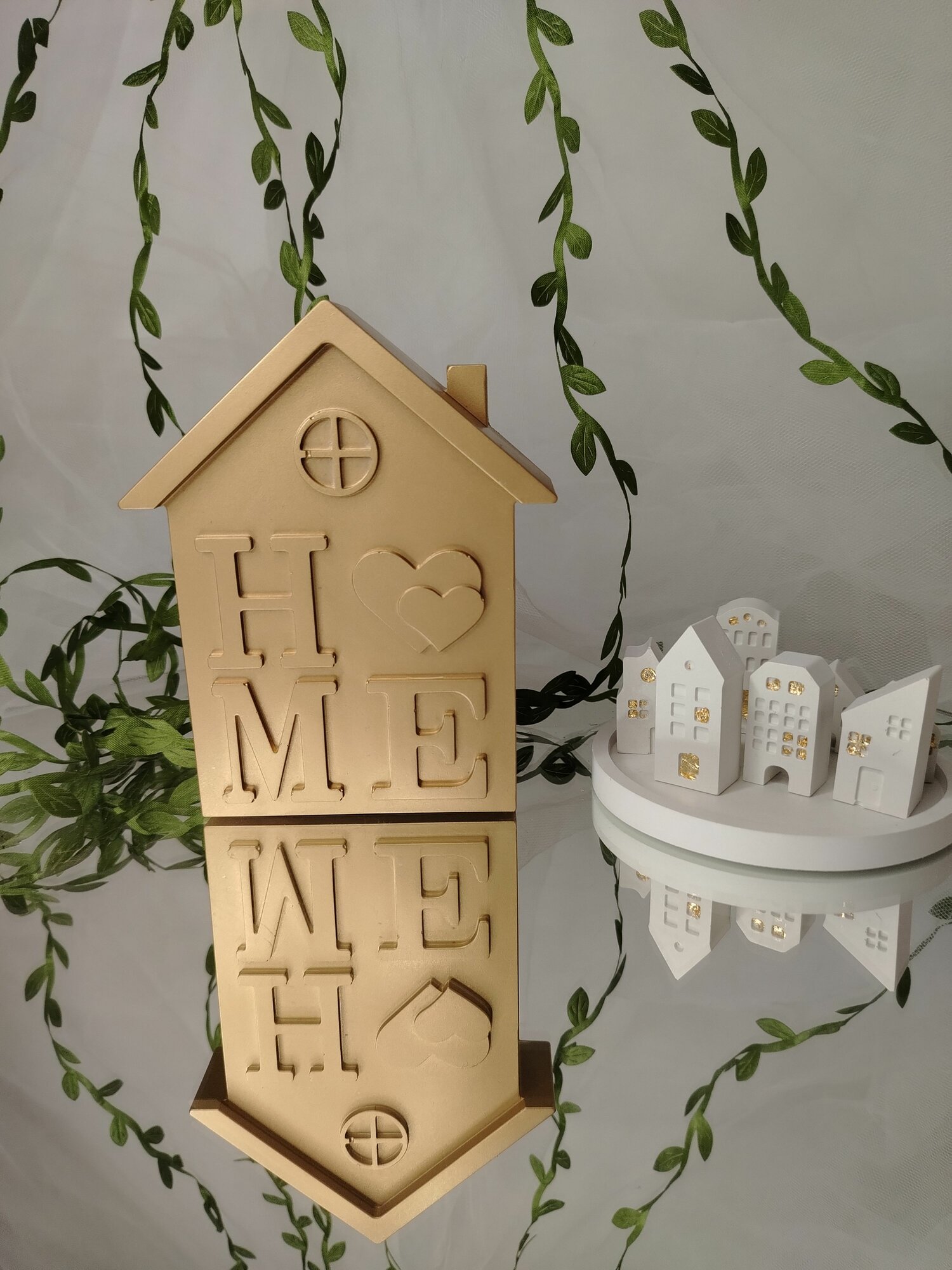 Статуэтка "Дом HOME" Elegance Affair: золотой домик, гипсовая фигурка уюта и защиты, декор для дома — фото 1