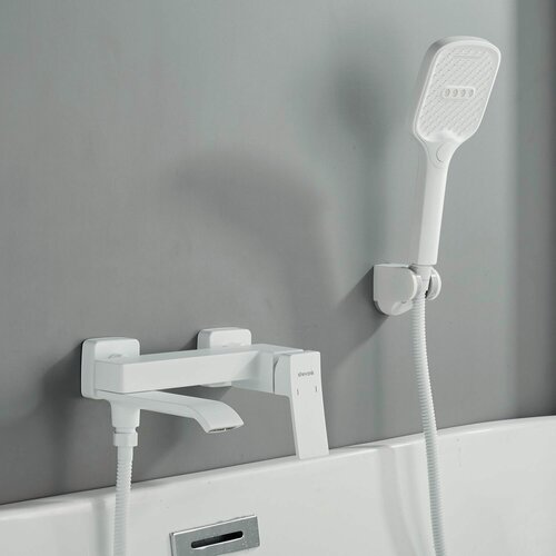 Изображение товара Смеситель для ванны с коротким каскадным изливом Shevanik S4002