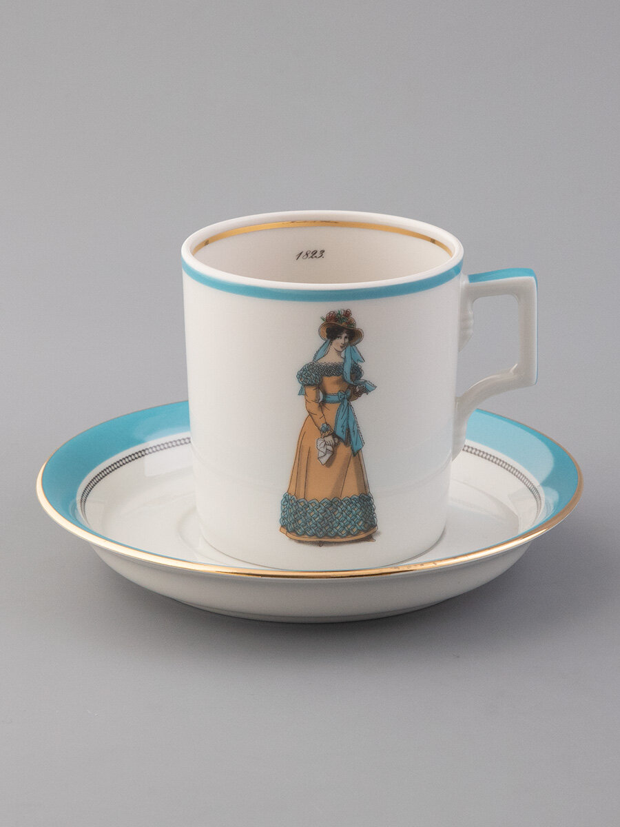 Чайная пара "Modes de Paris" 1823, костяной фарфор, форма Гербовая, Императорский фарфоровый завод — фото 1