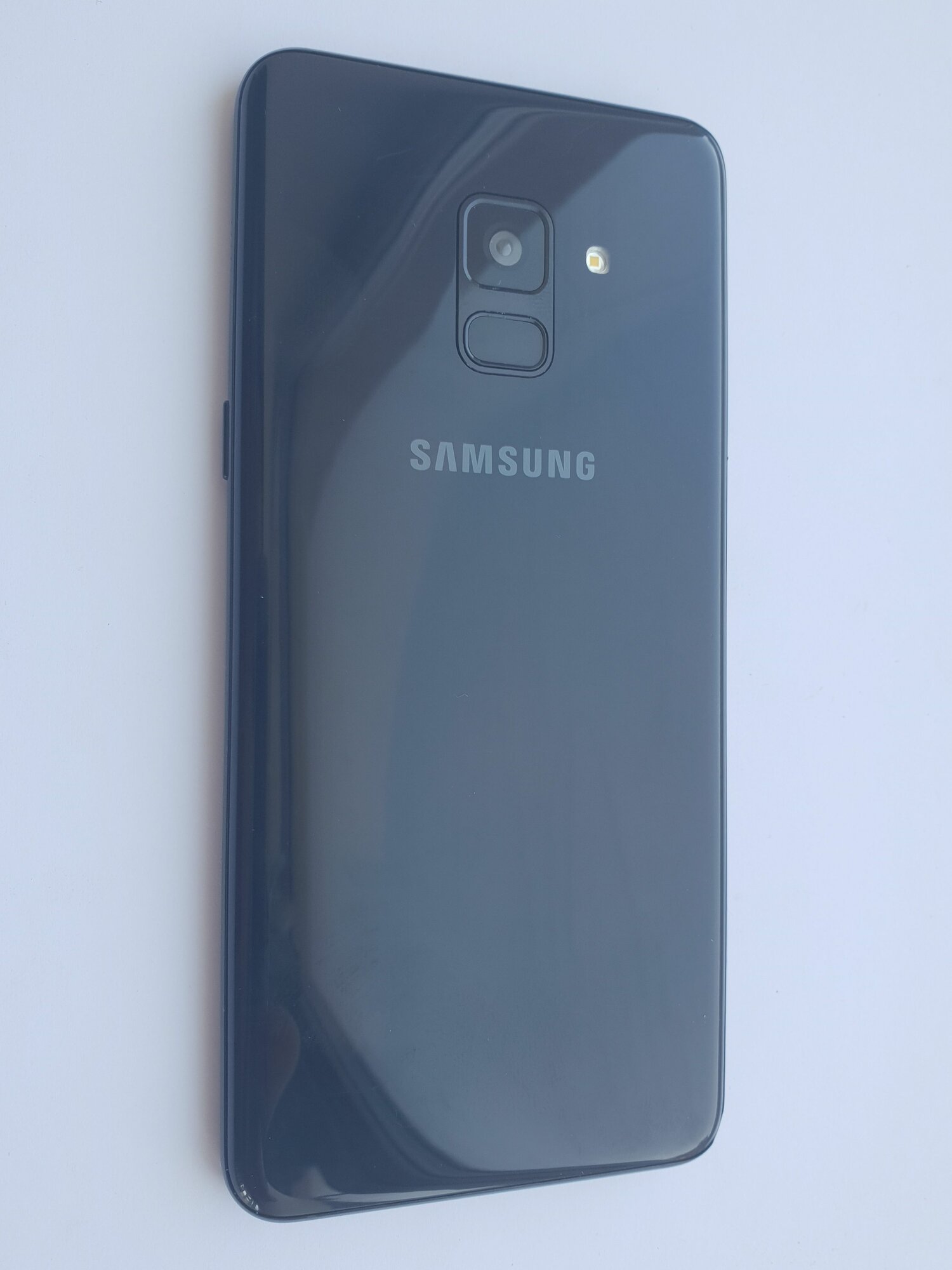 Муляж смартфон Galaxy A8 SM-A530F 5.6" чёрный — фото 1