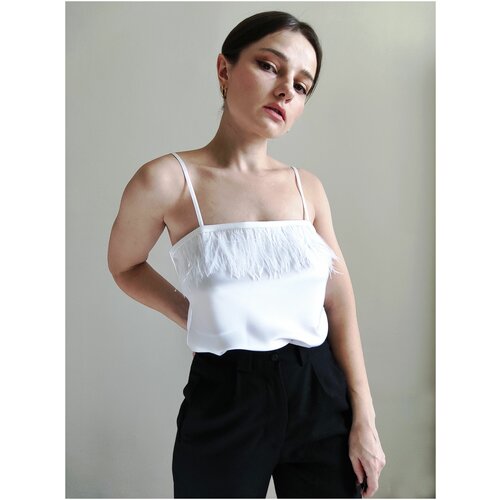 фото Топ vikarubanatelier, размер 44, белый