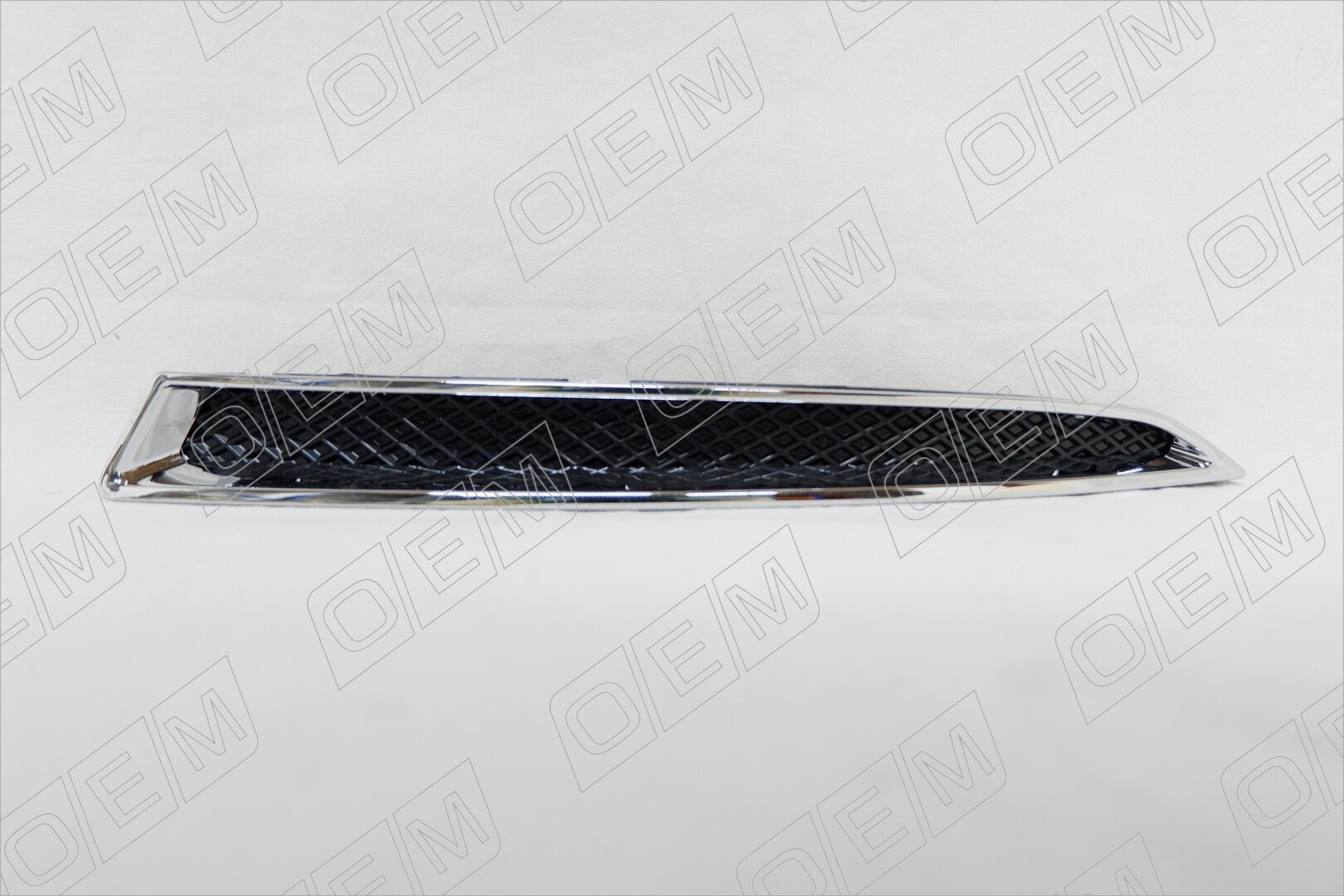 Накладка под фару левая Ford Kuga 2 CBS 5228799, Форд Куга, год с 2012 по 2016, O.E.M.