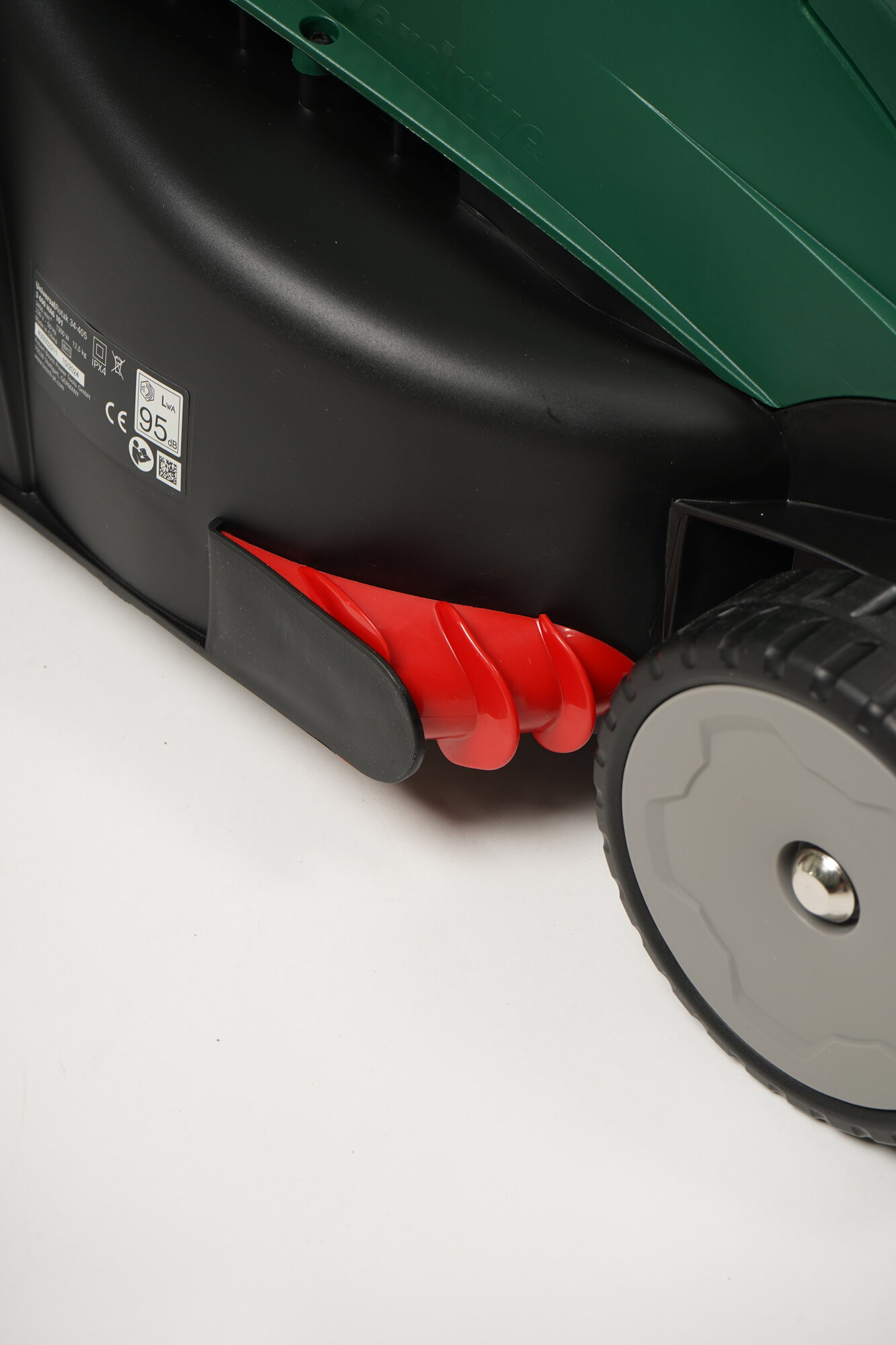 Газонокосилка Bosch ARM 34, электрический двигатель, ширина скашивания 34 см — фото 1