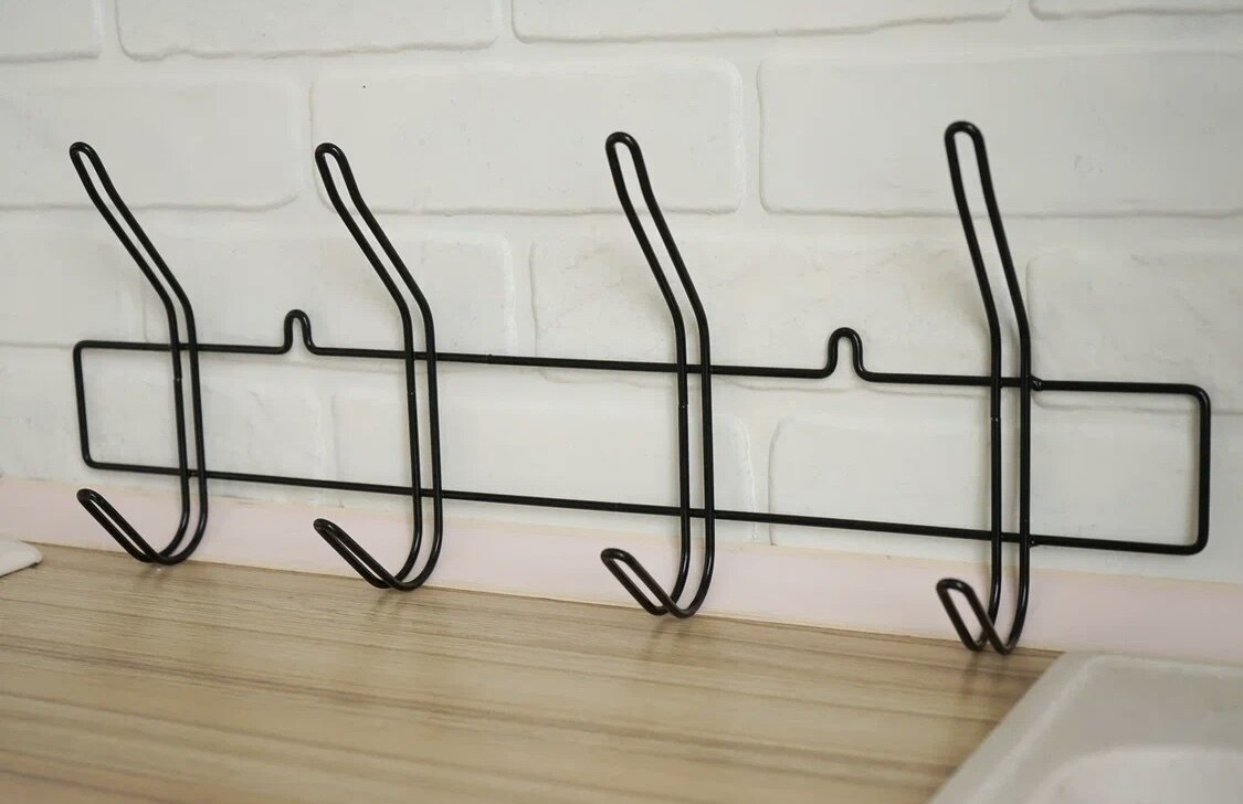 Вешалка настенная 4-х крючковая
