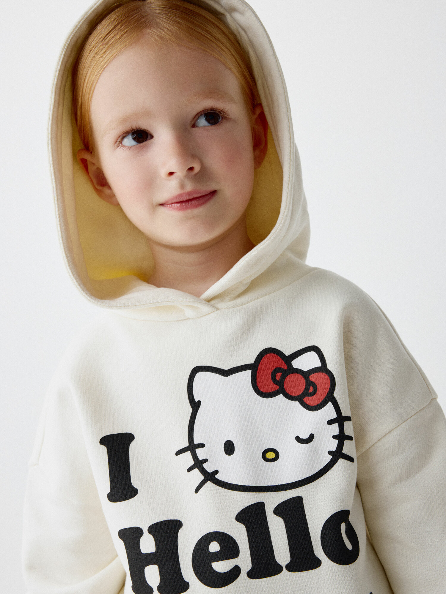 Худи Sela размер 116 молочный