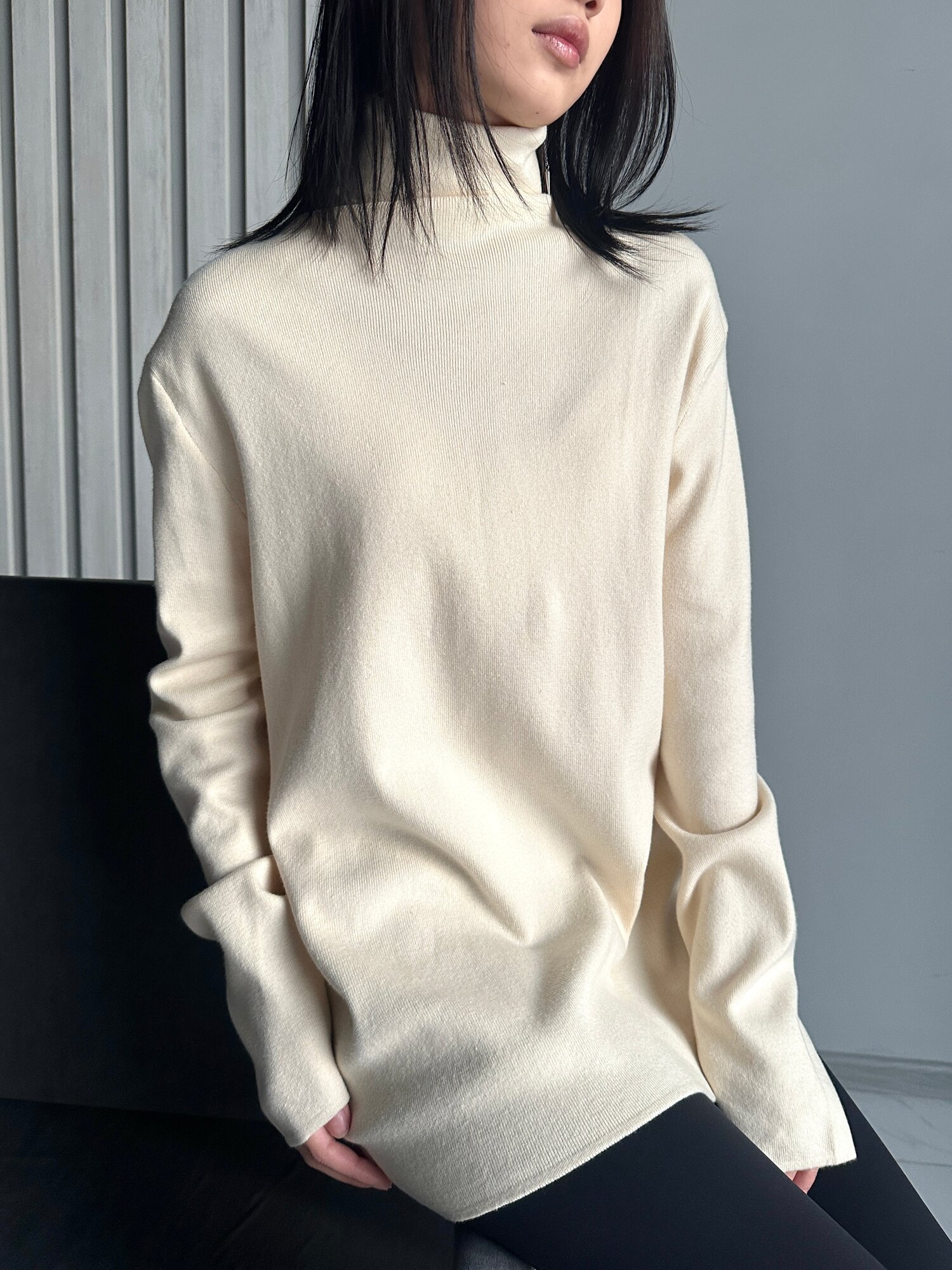 Водолазка Молочный, бежевый, черный