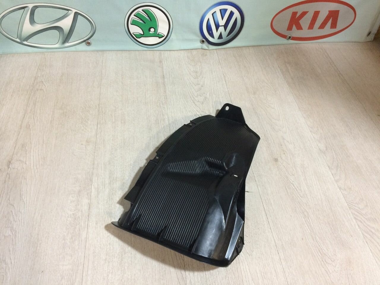 Подкрылок локер задний правый Киа Рио 3 седан Kia Rio 2011-2014г дорестайлинг