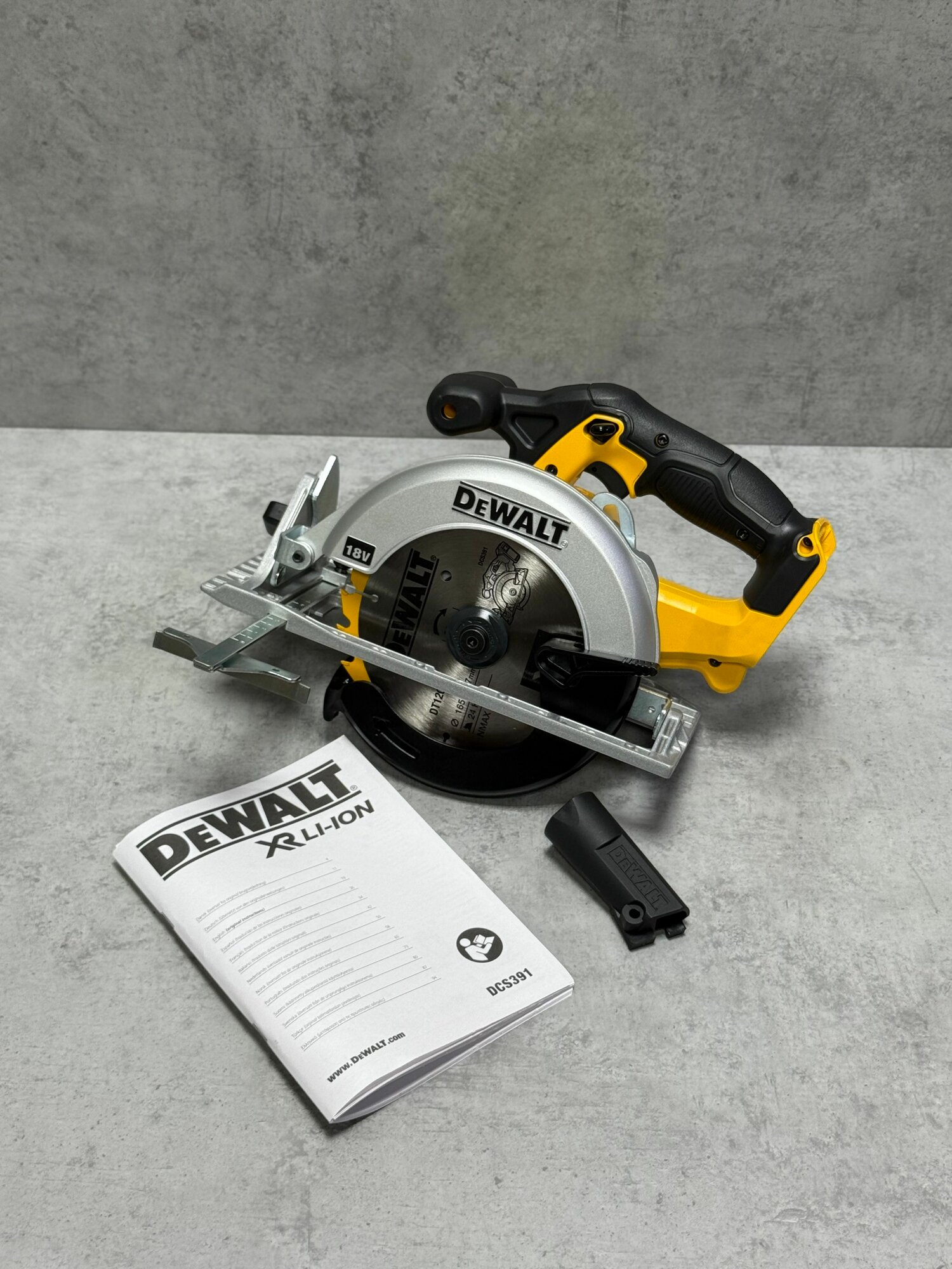 Набор инструмента DeWalt DCK555P3 Еропа 18В — фото 1