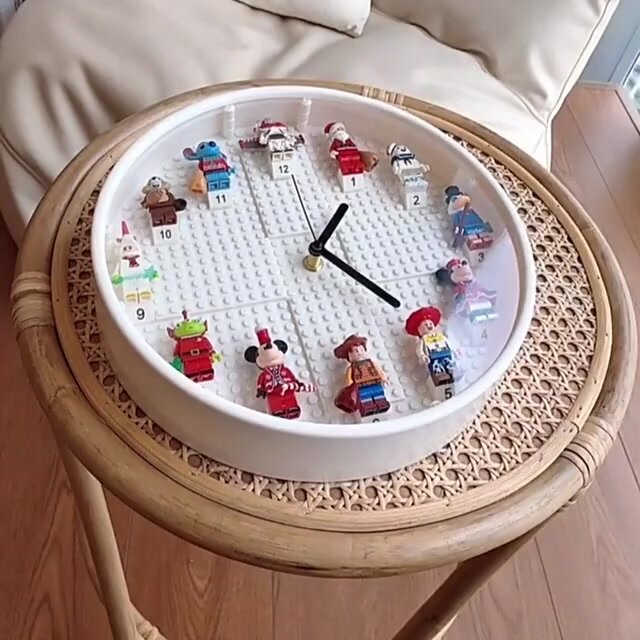 Бесшумный будильник, совместимый с куклами LEGO