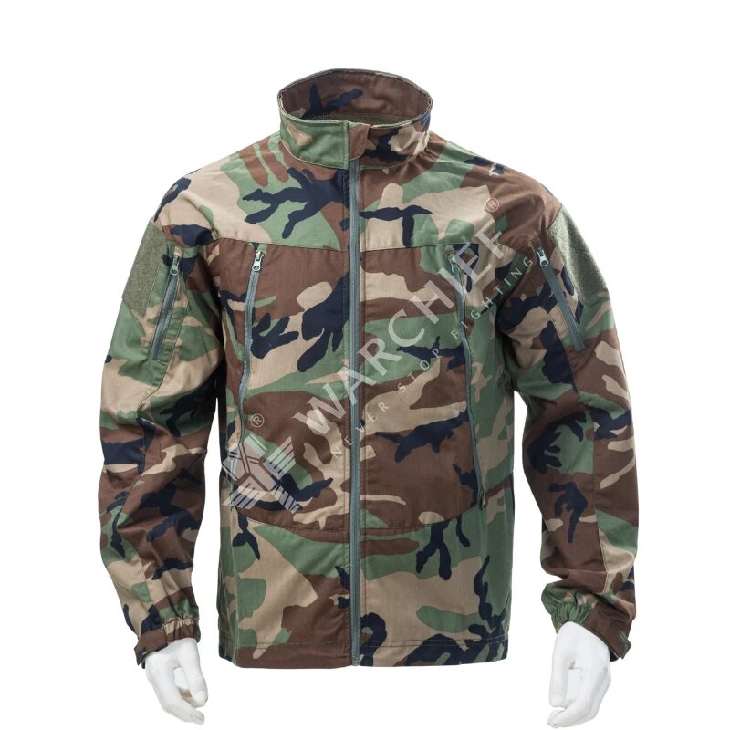 Ветровка  размер XL