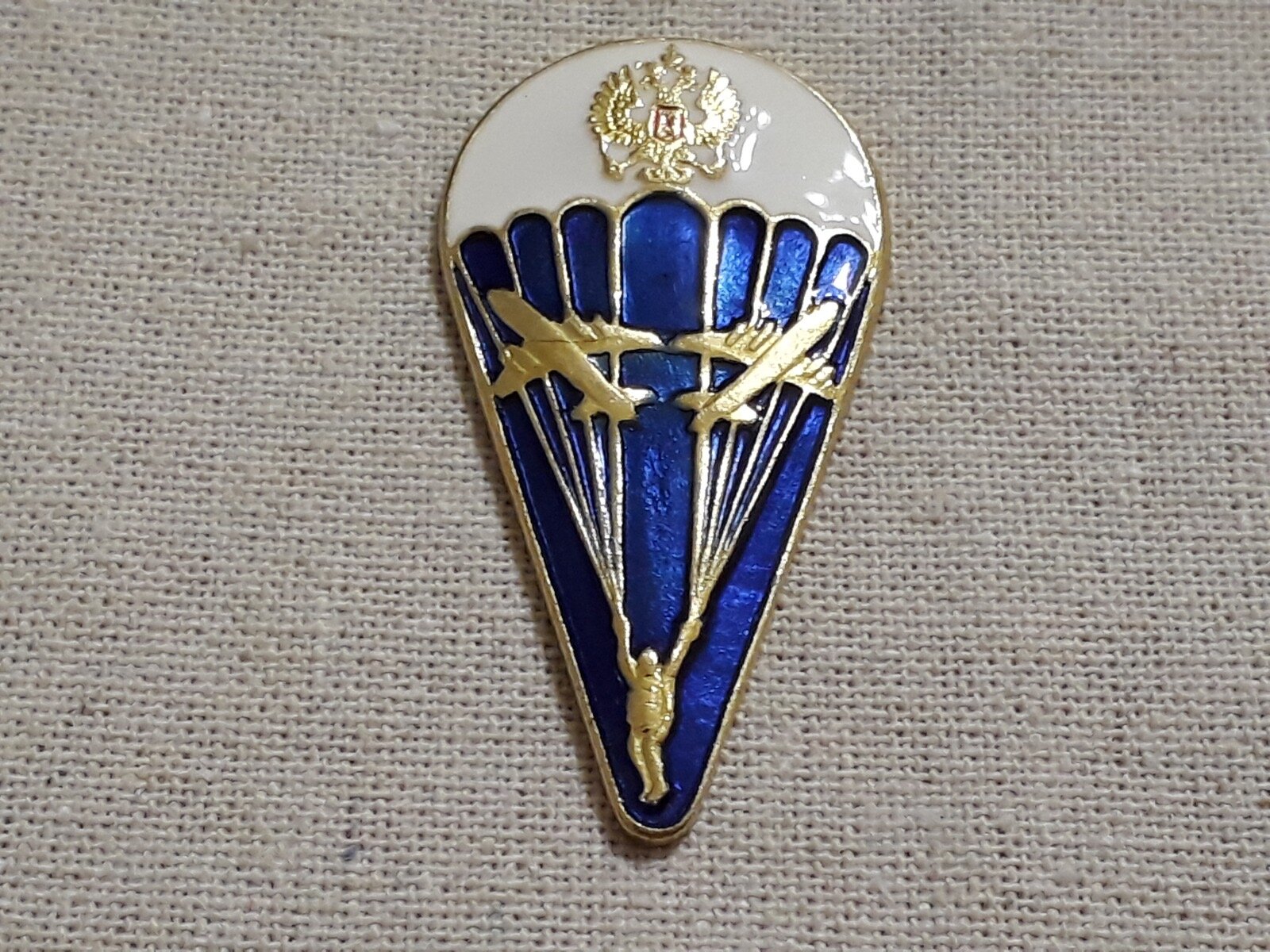 Тяжелый знак Парашютист Россия