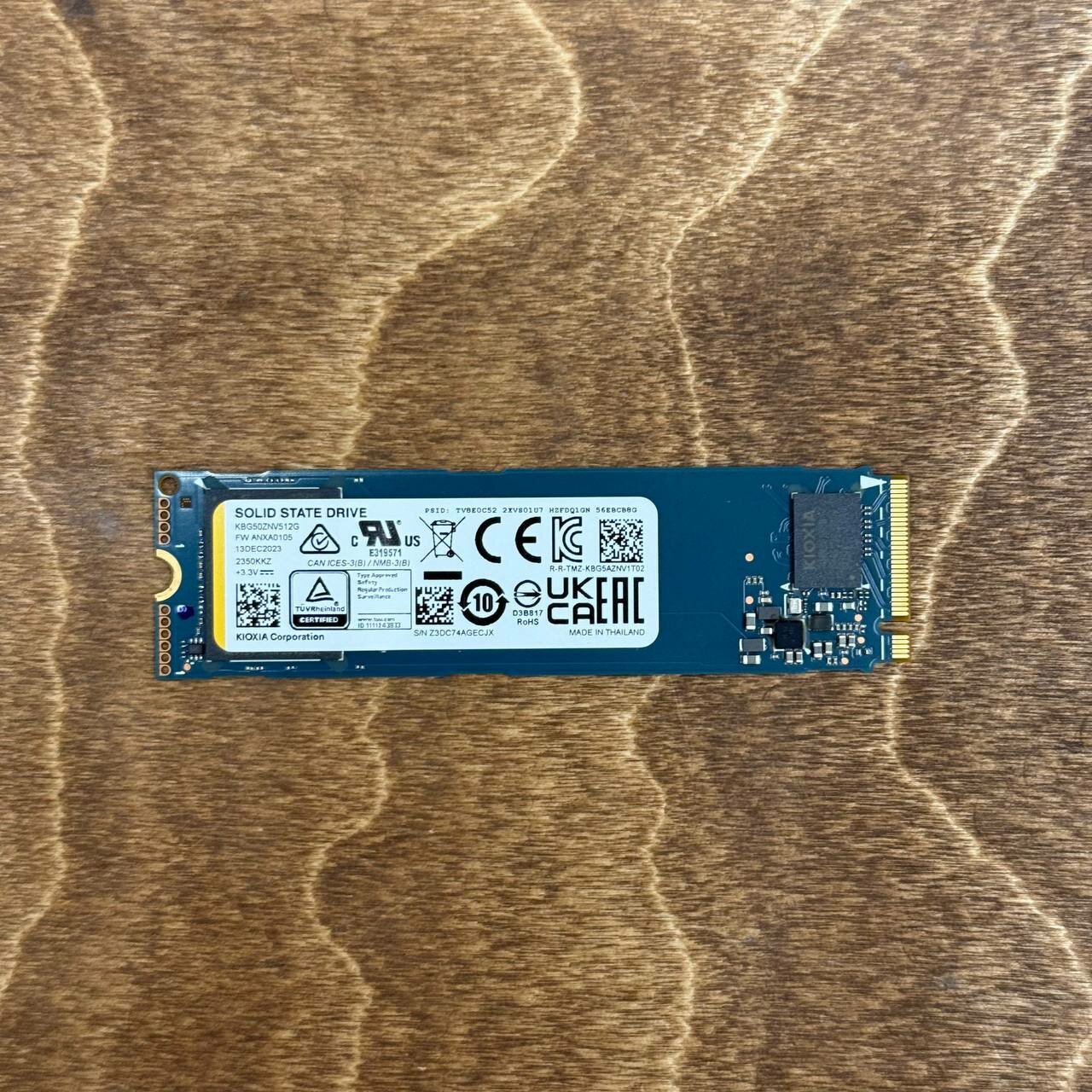 Твердотельный накопитель Kioxia XG6 256 ГБ M.2 KBG40ZNV256G