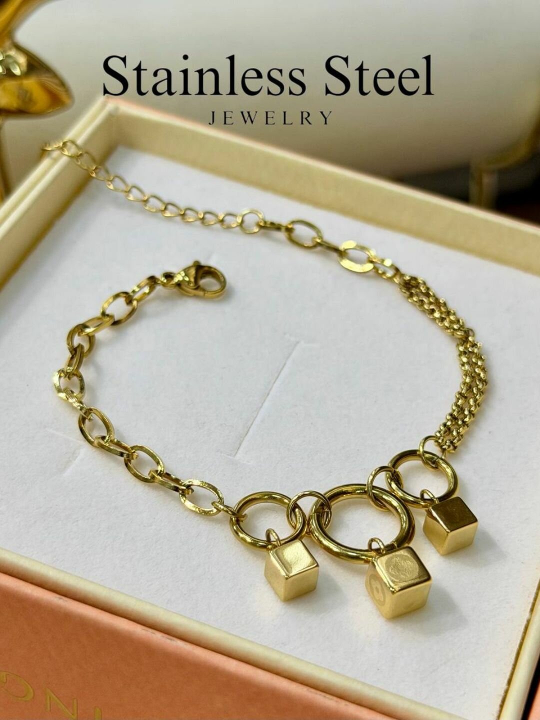 Браслет-бэнгл, Swarovski Zirconia