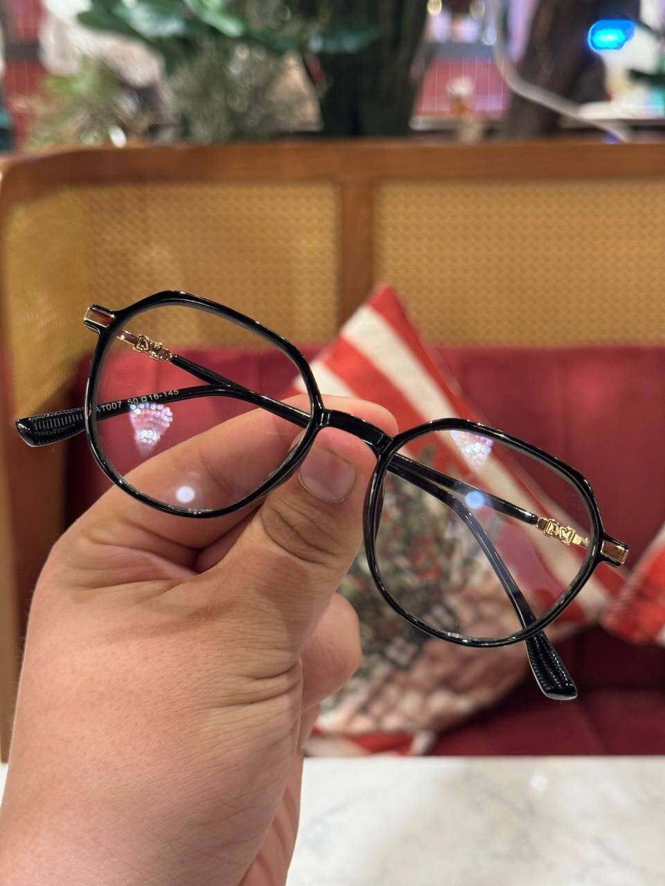 Солнцезащитные очки