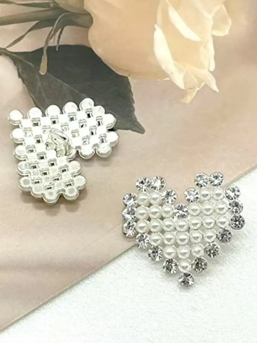 Набор жемчужных пуговиц со стразами в форме сердца из 3 шт.