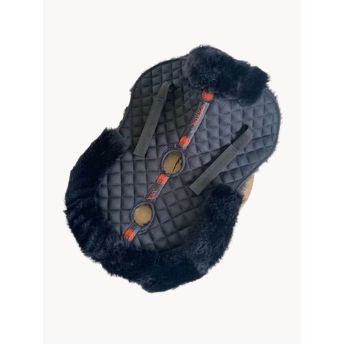 Меховушка под седло с вентиляционными отверстиями Shkura-Dekor черная (стандарт) М (58 см)