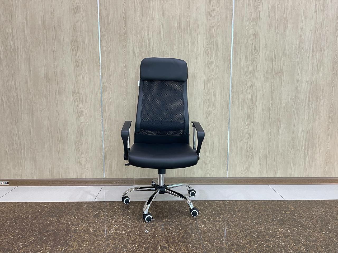 Идеальное, удобное и красивое кресло для дома и работы 558-H Black — фото 1