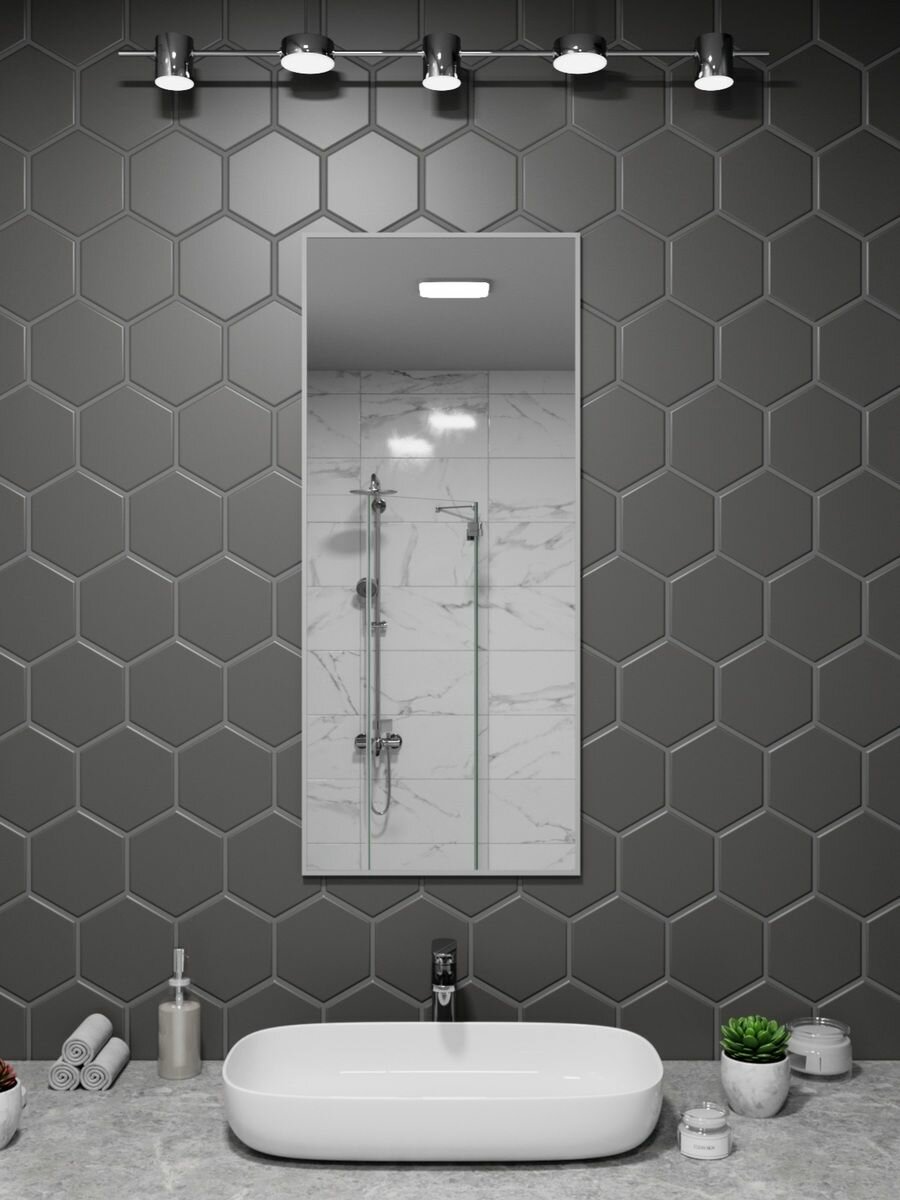 Зеркало настенное в алюминиевой раме ALUMIRROR 110х40 см. Серебро