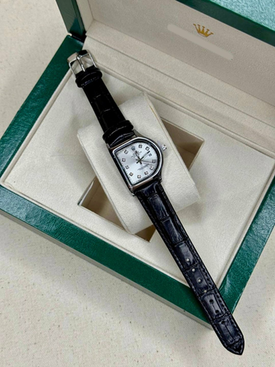 Наручные часы Классика