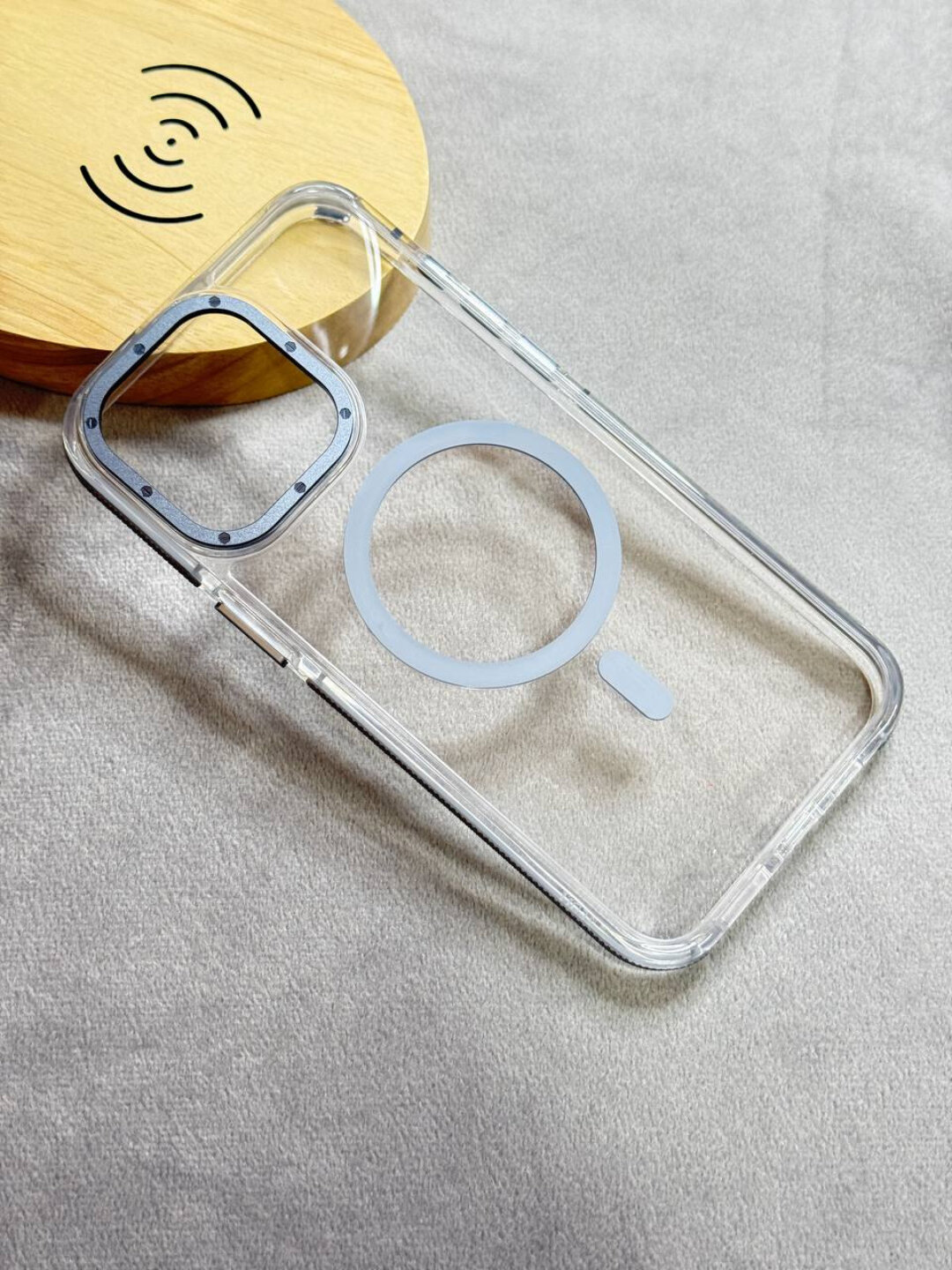 Чехол для iPhone 15Pro Max силикон Прочный и надежный, толщине он обеспечивает защиту от сильных ударов — фото 1