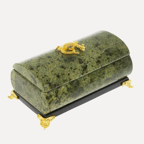 Изображение товара Шкатулка с ящерицей из змеевика 12х6,5х6 см 129453