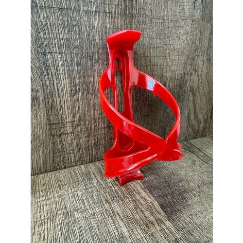Держатель для бутылочки велосипедный, из пластмассы (красный).