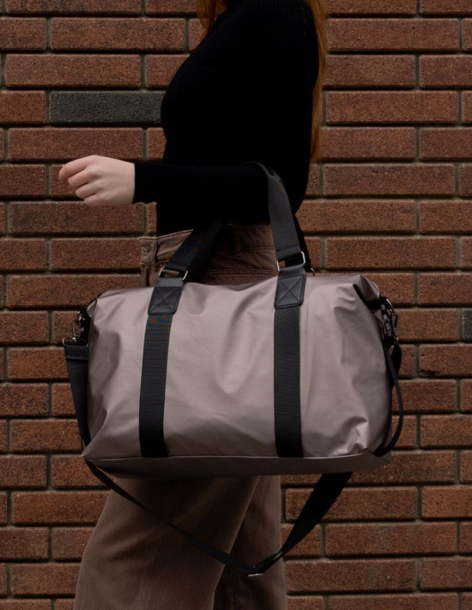 Сумка спортивная  25 л 14х30х42 см ручная кладь розовый