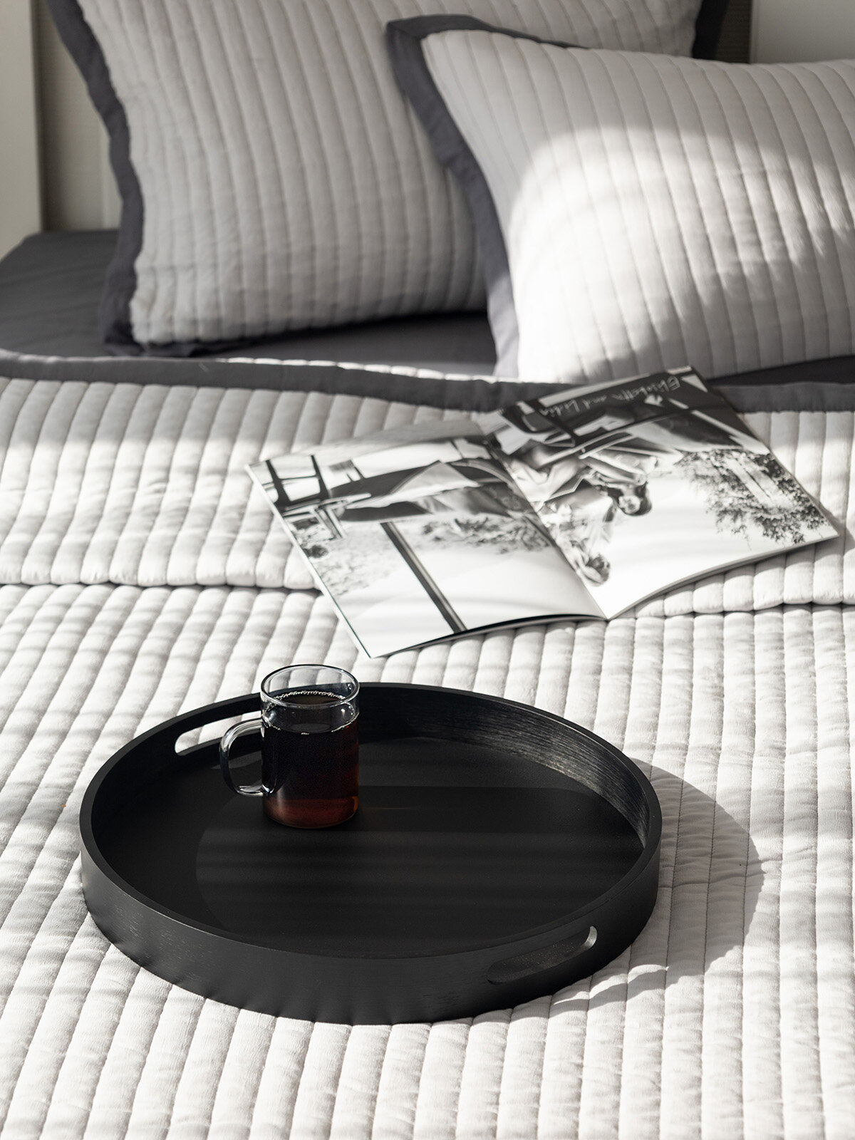 Поднос DeNASTIA Midday D40 см, 40х5см, бамбук/МДФ, цвет черный — фото 1