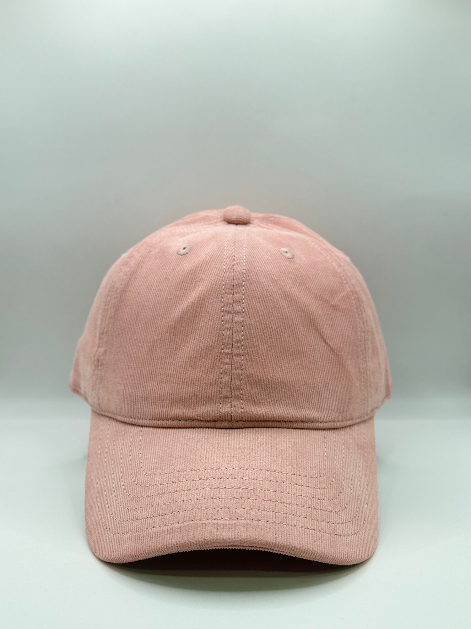 Кепка  для девочек и женщин