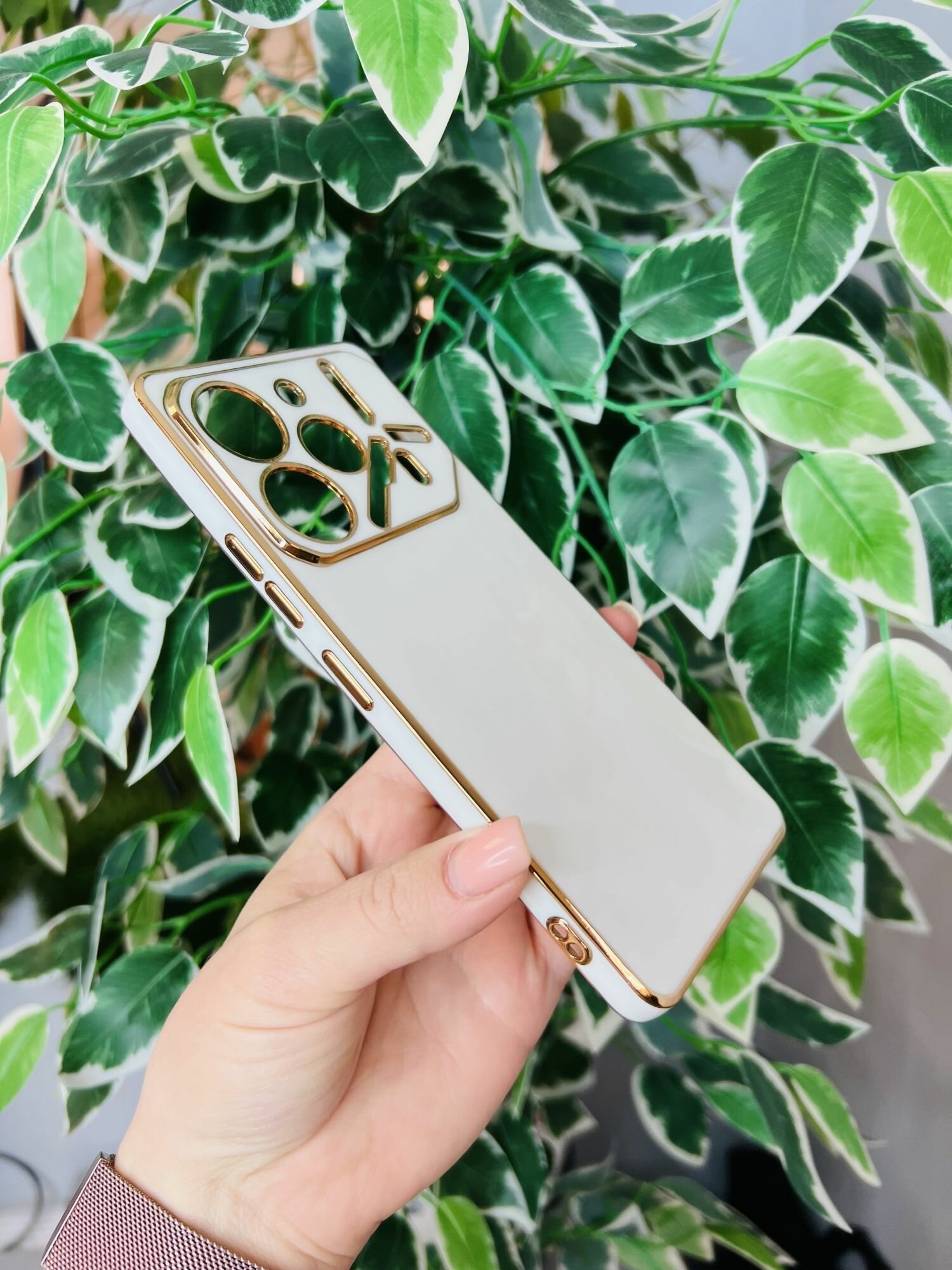Чехол на Tecno Pova 6 и Tecno Pova 6 Pro / Техно Пова 6 и Техно Пова 6 Про силиконовый inli (Белый) — фото 1