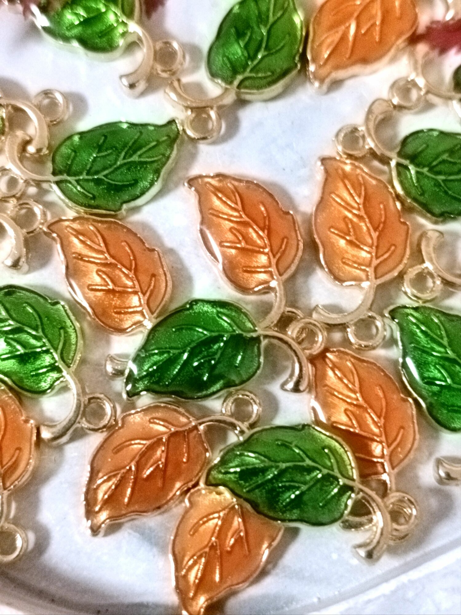 Подвески из металла Листья 20*10мм 20шт — фото 1