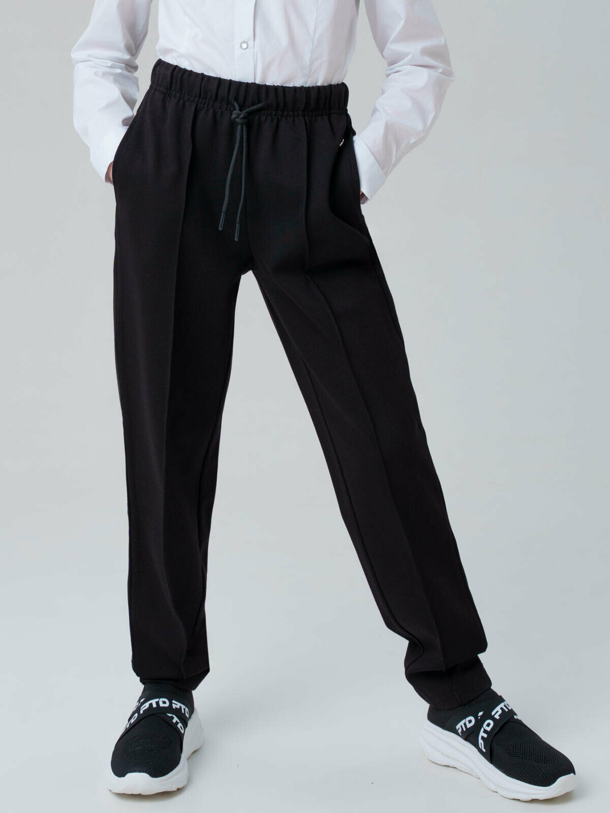 Брюки школьные playToday размер 134 черный