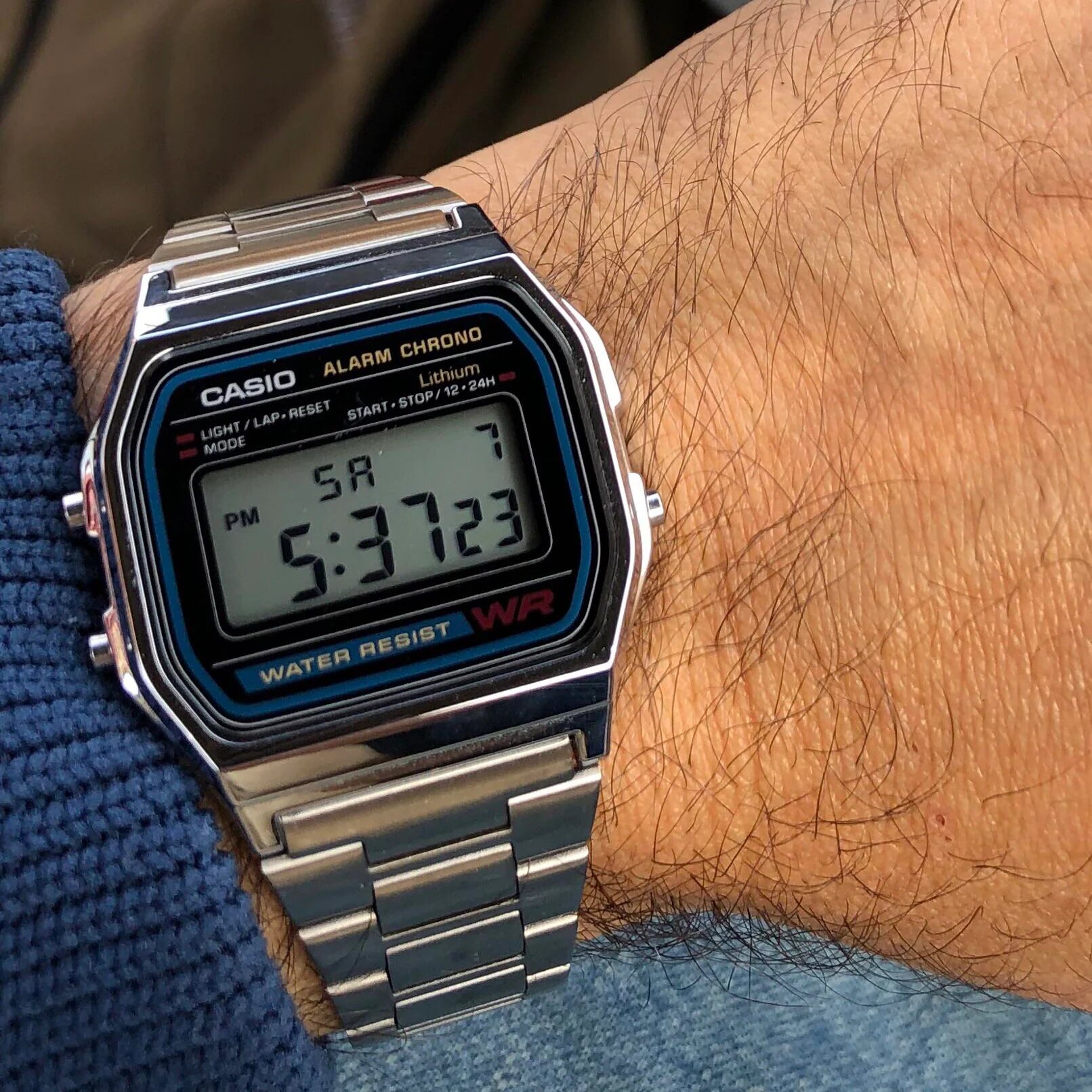 Наручные часы CASIO Vintage, серебро